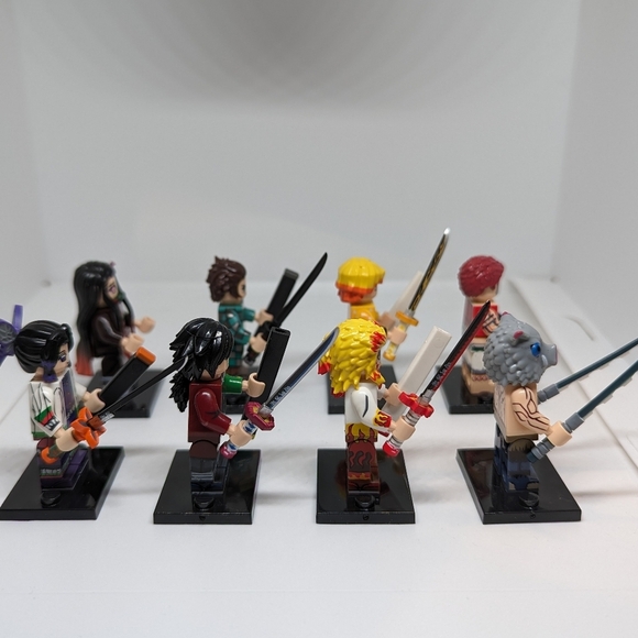 8 Minifigures- Demon Slayer Anime Building Block Toy Collectors Action Figures - Picture 4 of 9